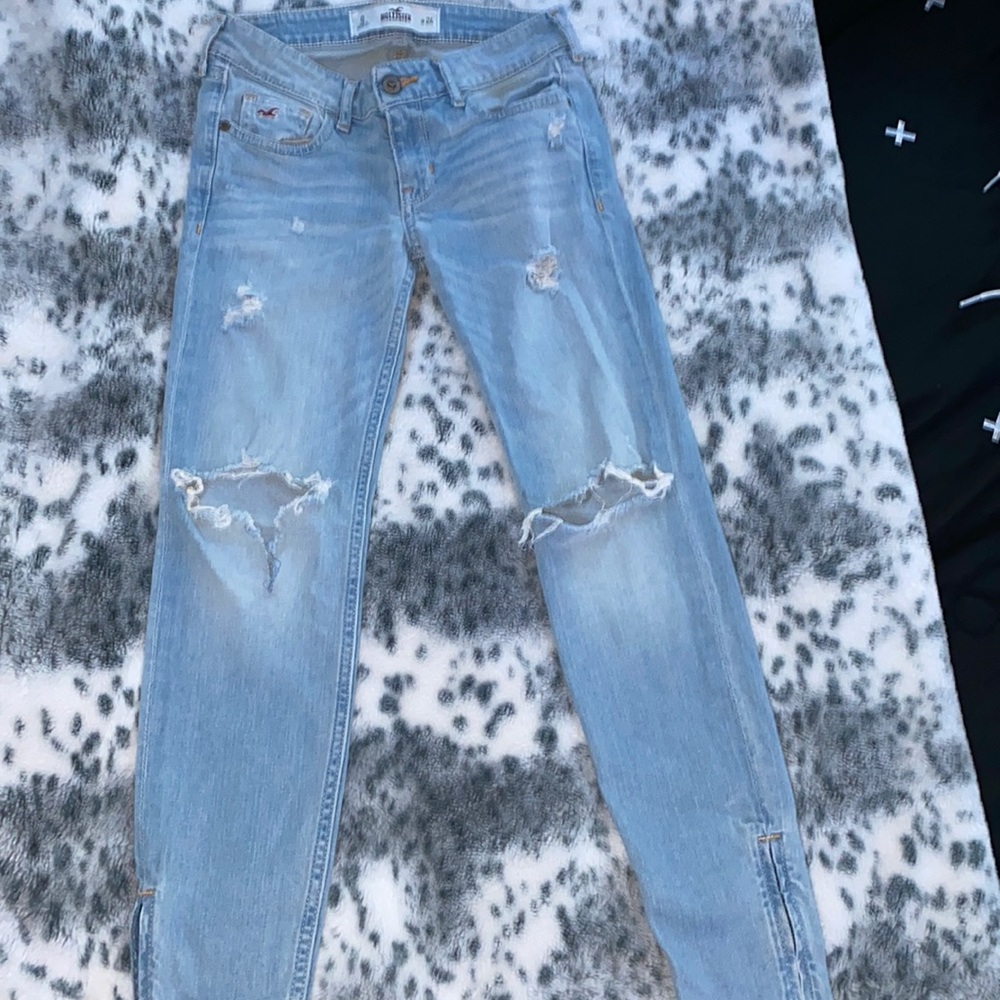 Ripped skinny jeans